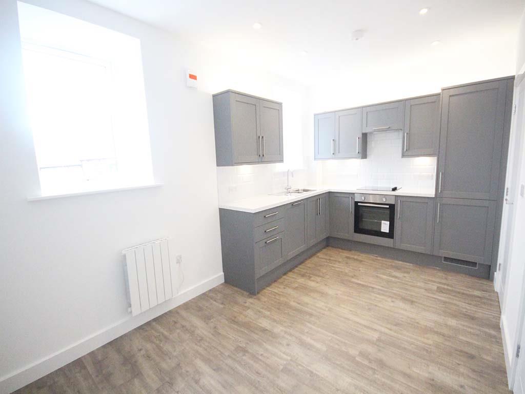 2 bedroom apartment To Let in Barnoldswick - IMG_7199.jpg